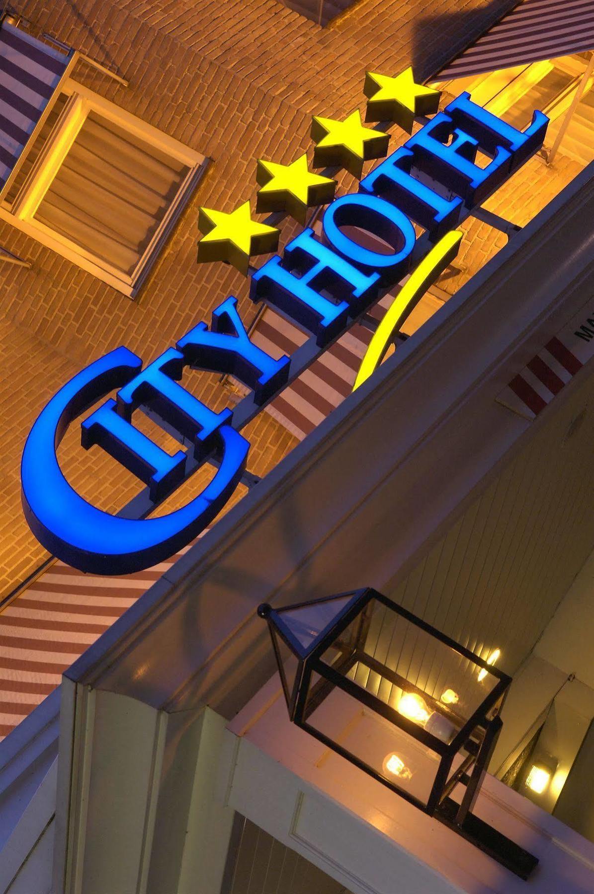 City Hotel Ос Екстериор снимка