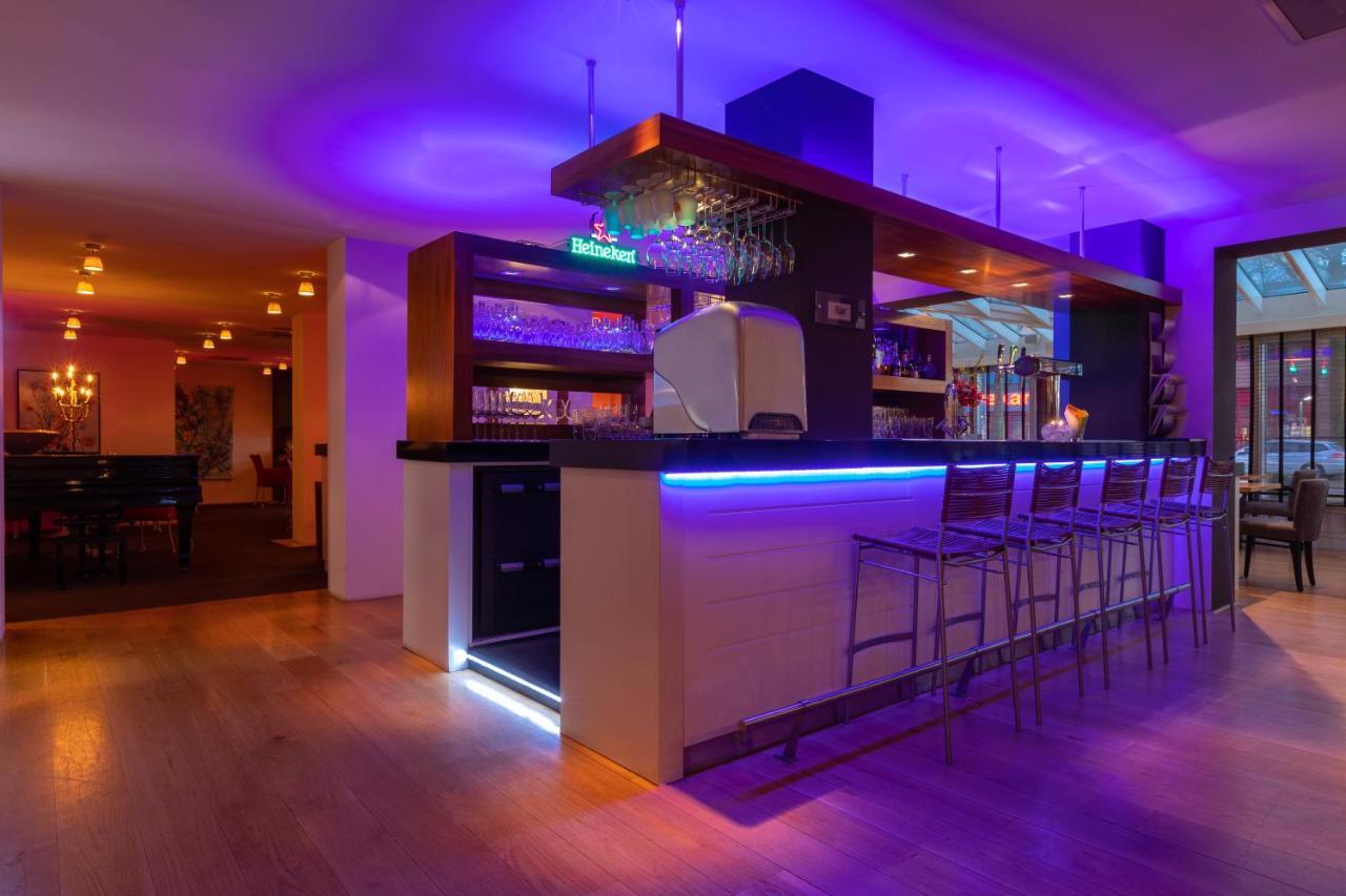 City Hotel Ос Екстериор снимка